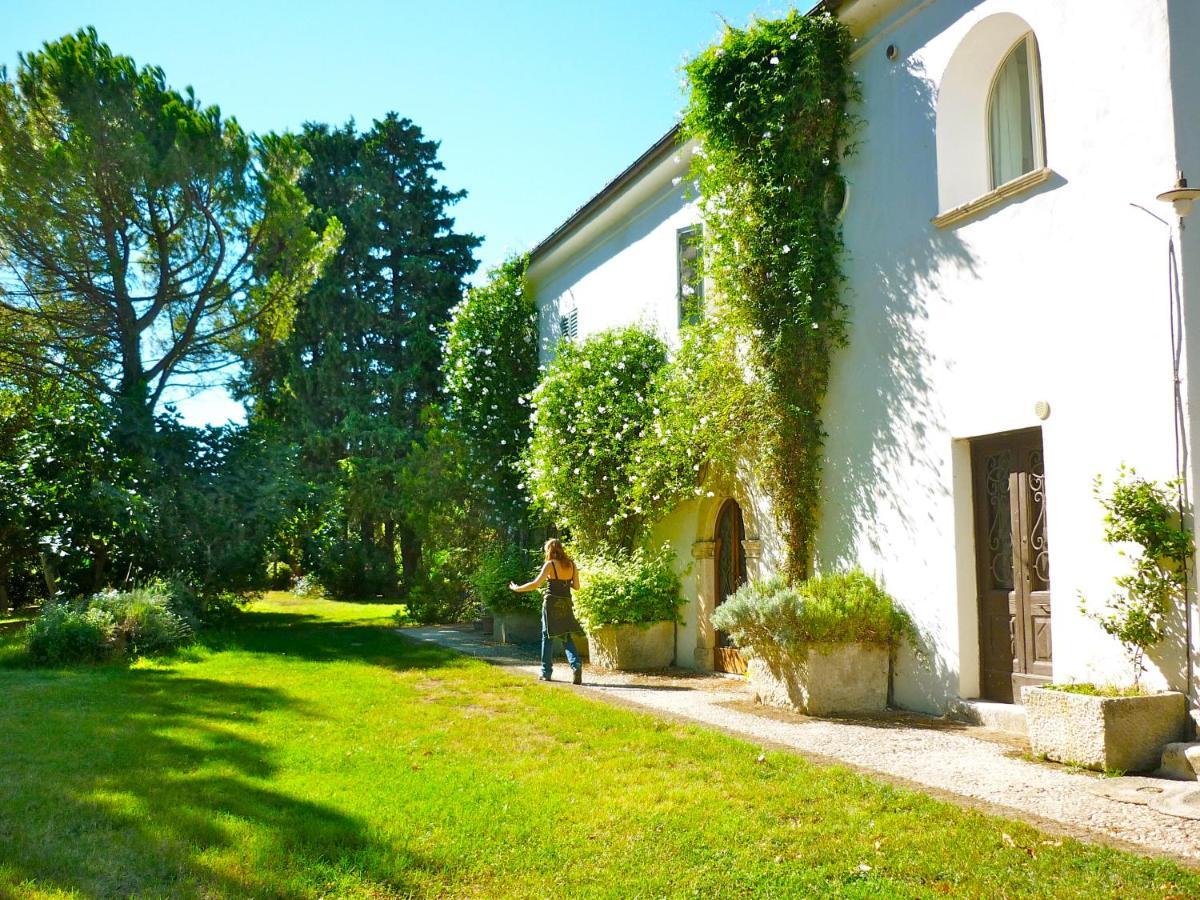 Agriturismo "Borgo Madonna Degli Angeli" - Charming Cottages In The Gardens ! Tocco da Casauria Exterior foto